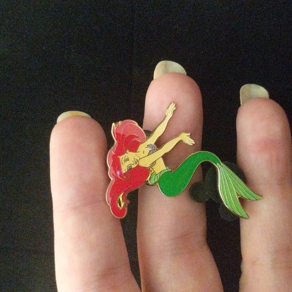 Disney Ariel Little Mermaid Trading Pin Parks